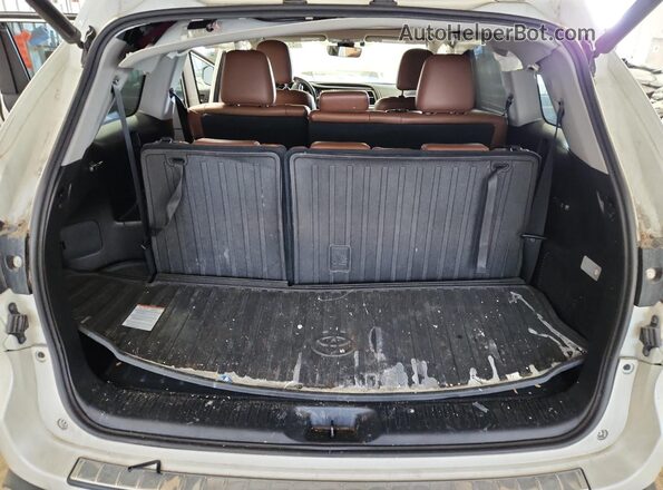 5TDDZRFH4HS422743 2017 TOYOTA HIGHLANDER White 