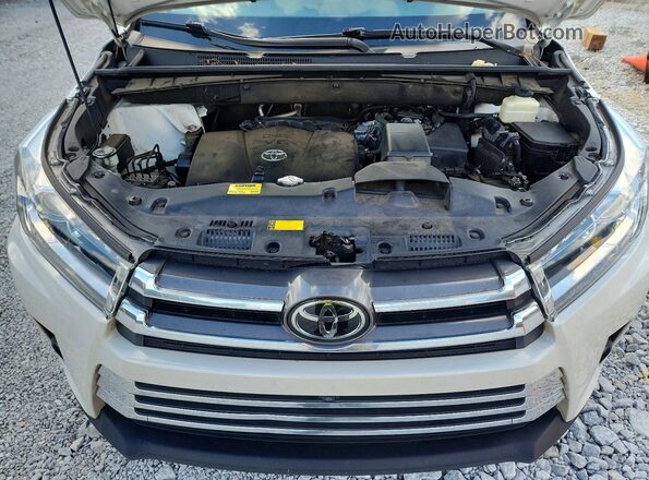 5TDDZRFH5JS848379 2018 TOYOTA HIGHLANDER White Սալոնի հետևի տեսք