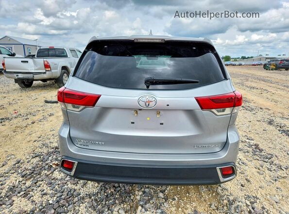 5TDDZRFH6HS422128 2017 TOYOTA HIGHLANDER Silver Vista trasera
