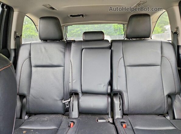 5TDDZRFH8JS885782 2018 TOYOTA HIGHLANDER Gray Հետևի նստատեղերի տեսք
