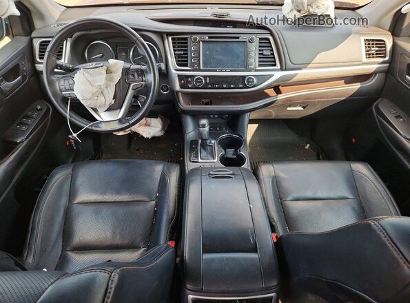 5TDDZRFHXJS888408 2018 TOYOTA HIGHLANDER Burgundy Widok deski rozdzielczej