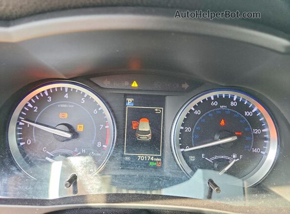 5TDDZRFHXKS918573 2019 TOYOTA HIGHLANDER Black Սարքավորումների վահանակի տեսք