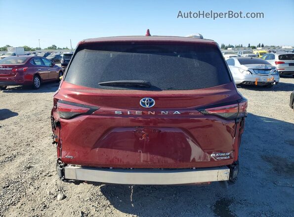 5TDESKFC0RS147068 2024 TOYOTA SIENNA Burgundy Հետևի տեսք