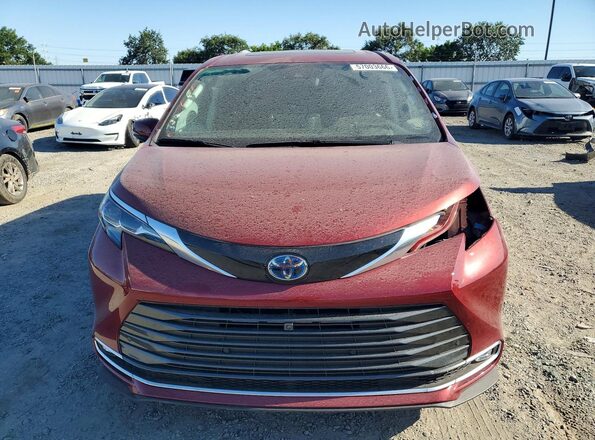 5TDESKFC0RS147068 2024 TOYOTA SIENNA Burgundy Դիմացի տեսք