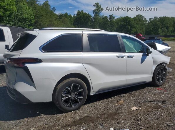 5TDESKFC2TS249754 2026 TOYOTA SIENNA White Trasero derecho