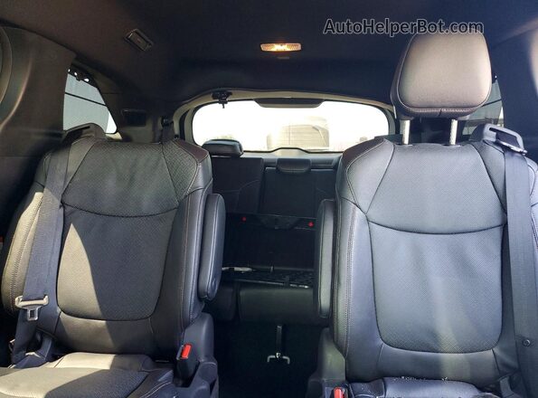5TDESKFC4SS200487 2025 TOYOTA SIENNA White Вид задніх сидінь