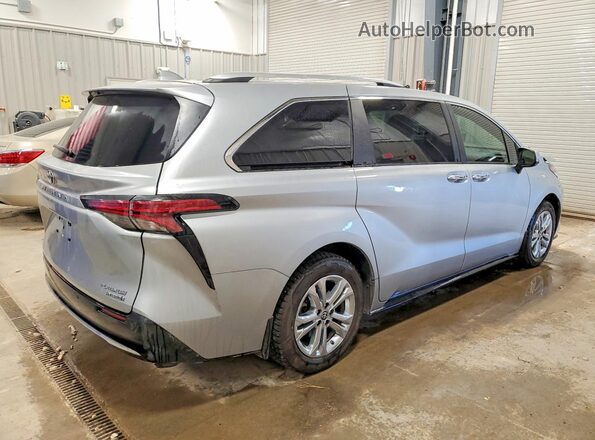 5TDESKFC8PS084590 2023 TOYOTA SIENNA Silver Rear right