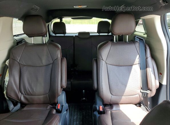 5TDESKFC8PS097923 2023 TOYOTA SIENNA Gray Vista de los asientos traseros