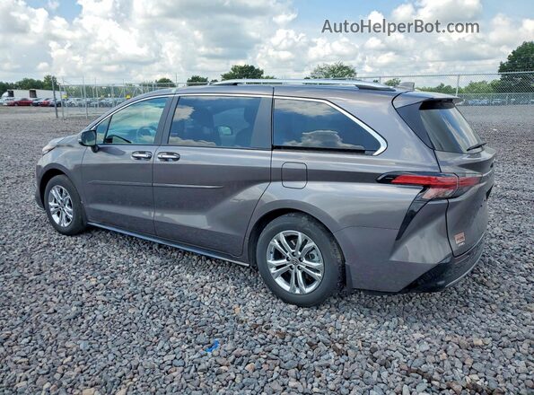 5TDESKFC8PS097923 2023 TOYOTA SIENNA Gray Trasero izquierdo