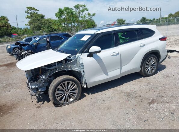 5TDFARAH7PS021838 2023 TOYOTA HIGHLANDER White Przód lewy