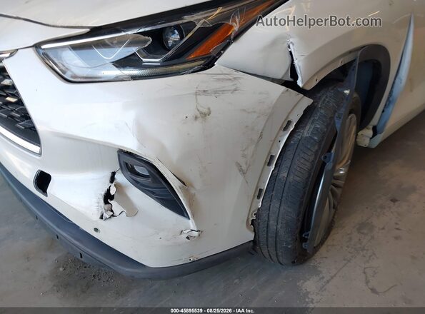 5TDFZRAHXMS038802 2021 TOYOTA HIGHLANDER Silver Instrument cluster view