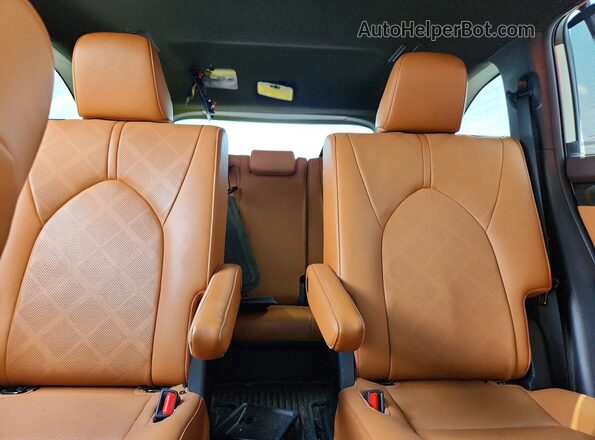 5TDFZRBH3MS135743 2021 TOYOTA HIGHLANDER White უკანა სავარძლების ხედი