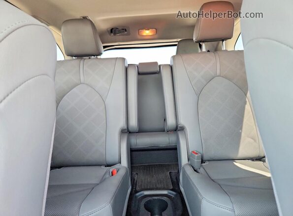 5TDFZRBH4MS147514 2021 TOYOTA HIGHLANDER Gray Widok tylnych siedzeń