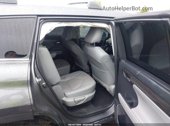 5TDFZRBH6NS232744 2022 TOYOTA HIGHLANDER Gray VIN կոդի պիտակի տեսք