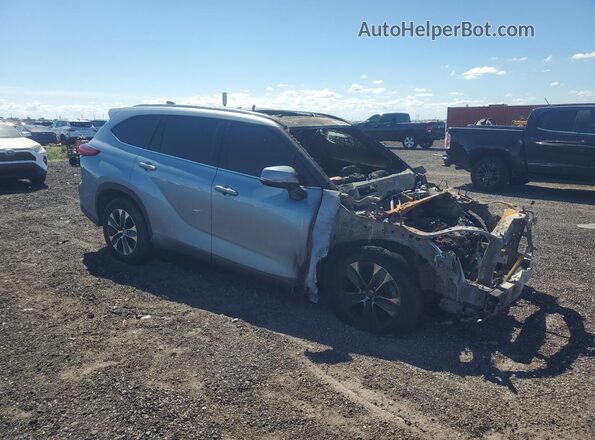 5TDGZRAH0MS071537 2021 TOYOTA HIGHLANDER Blue Delantero derecho