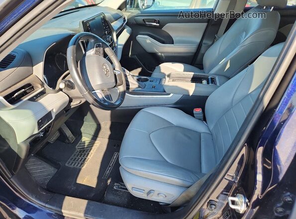5TDGZRAH1LS013127 2020 TOYOTA HIGHLANDER Blue Widok wnętrza z przodu