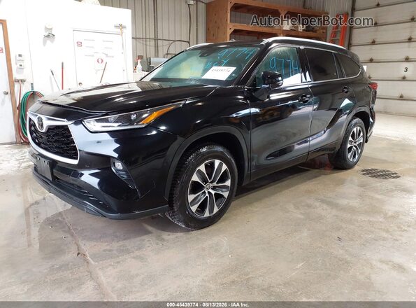 5TDGZRAH2MS066887 2021 TOYOTA HIGHLANDER Black Przód lewy
