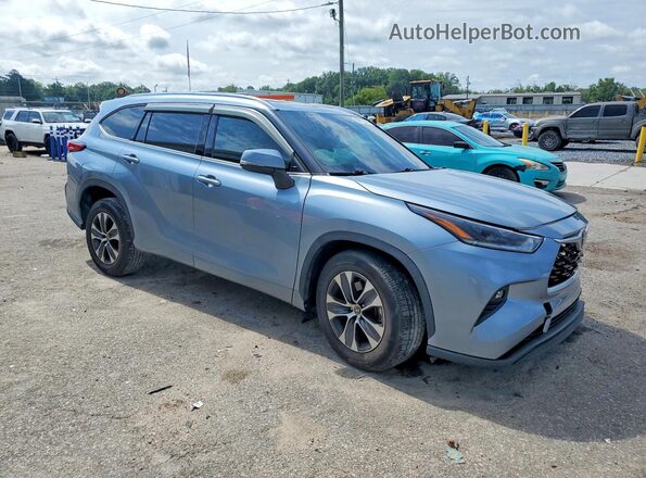 5TDGZRAH4MS080905 2021 TOYOTA HIGHLANDER Blue Front right