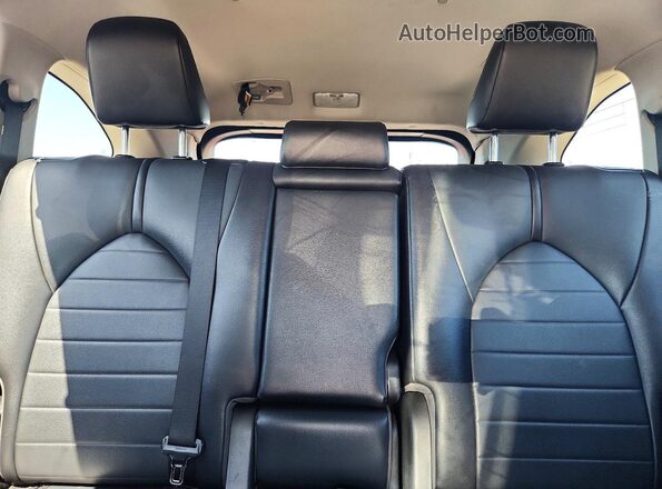 5TDGZRAH7MS080185 2021 TOYOTA HIGHLANDER Red Vista de los asientos traseros