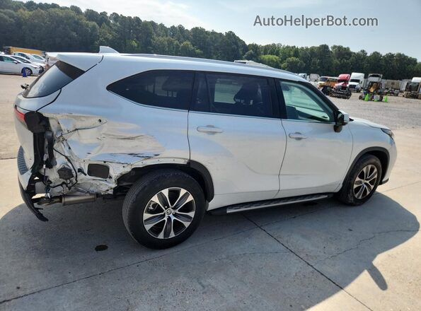 5TDGZRAH8NS126348 2022 TOYOTA HIGHLANDER White 