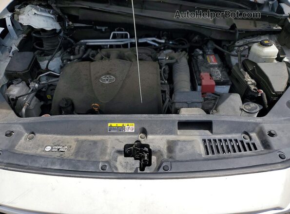 5TDGZRAH9MS067003 2021 TOYOTA HIGHLANDER White Շարժիչի բաժամունքի տեսք