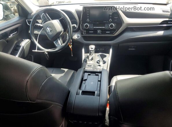 5TDGZRBH0MS533268 2021 TOYOTA HIGHLANDER Blue Vista del salpicadero