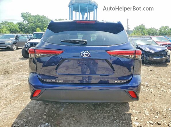 5TDGZRBH0MS533268 2021 TOYOTA HIGHLANDER Blue Vista trasera