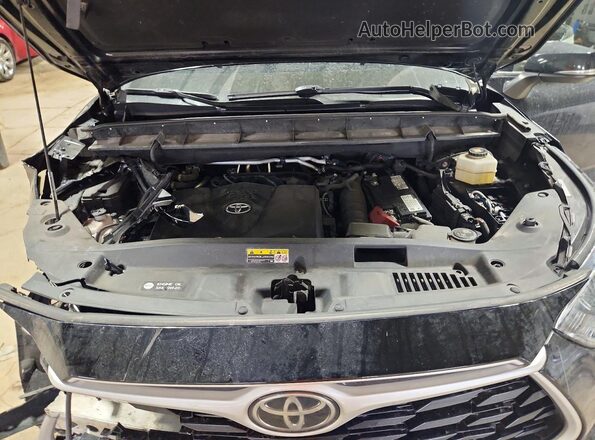 5TDGZRBH0NS193301 2022 TOYOTA HIGHLANDER Black Vista del compartimento del motor