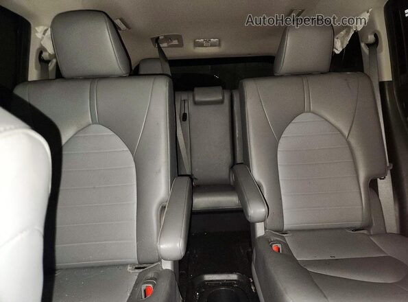 5TDGZRBH0NS193301 2022 TOYOTA HIGHLANDER Black Vista de los asientos traseros