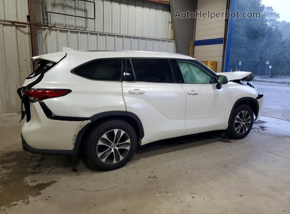 5TDGZRBH2MS094042 2021 TOYOTA HIGHLANDER White Rear right