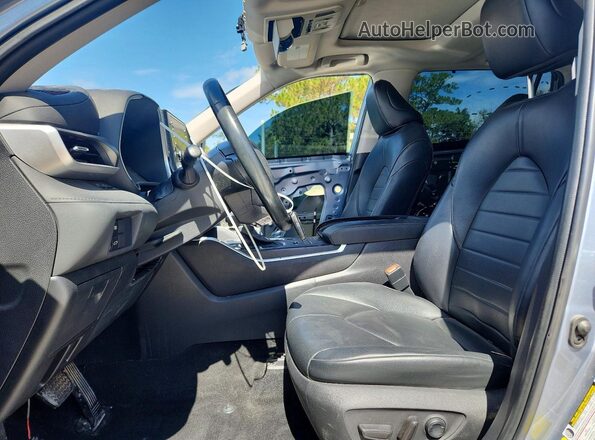 5TDGZRBH2NS179030 2022 TOYOTA HIGHLANDER Blue Вид салону спереду