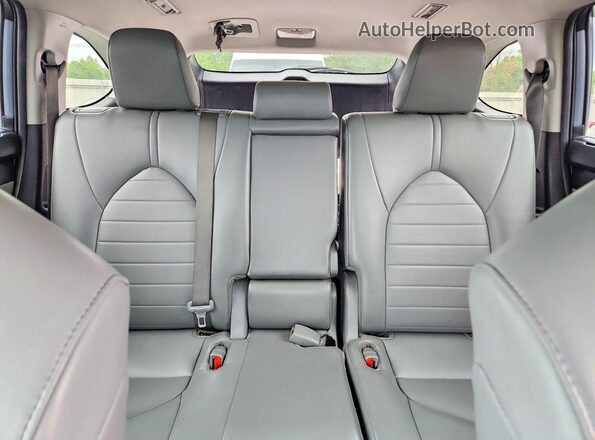 5TDGZRBH3NS168909 2022 TOYOTA HIGHLANDER Blue Вид задніх сидінь