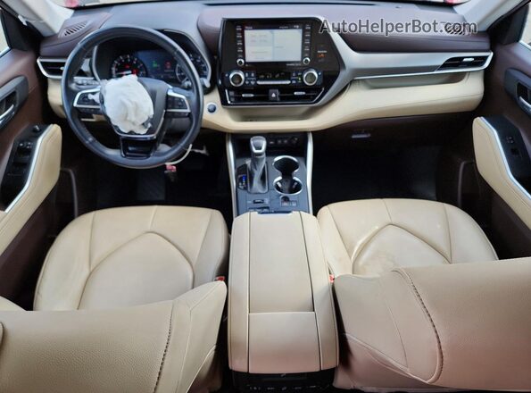 5TDGZRBH4MS532995 2021 TOYOTA HIGHLANDER Brown Widok deski rozdzielczej