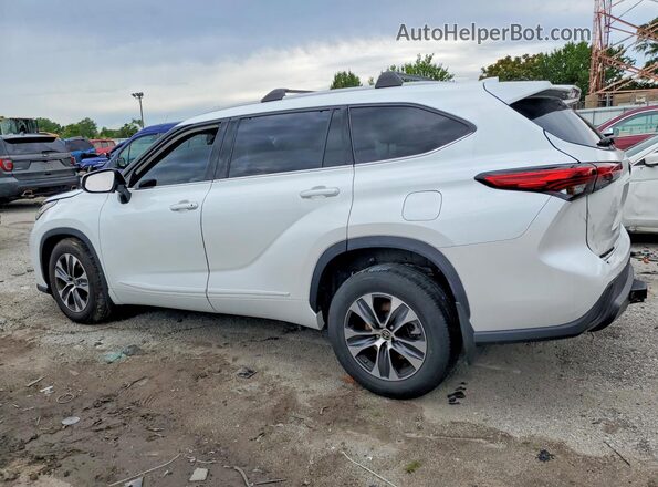 5TDGZRBH7NS248679 2022 TOYOTA HIGHLANDER White Tył lewy