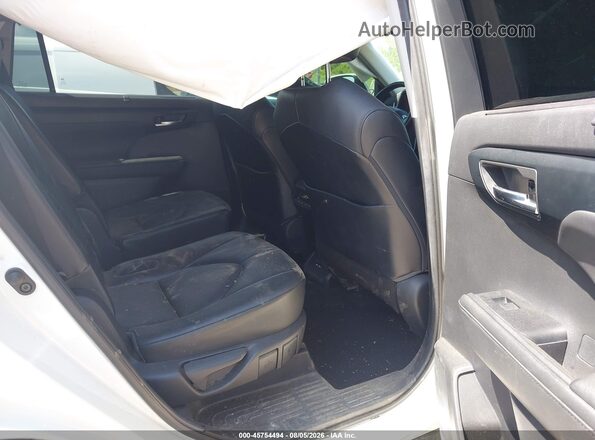 5TDGZRBH8MS077195 2021 TOYOTA HIGHLANDER White VIN კოდის სტიკერის ხედი
