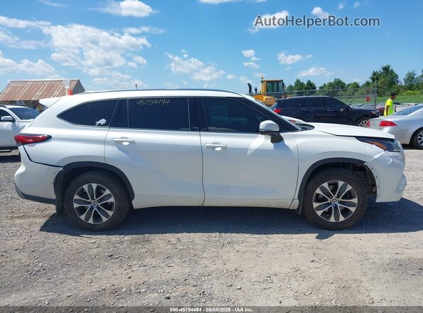 5TDGZRBH8MS077195 2021 TOYOTA HIGHLANDER White სალონის 360-გრადუსიანი ხედი