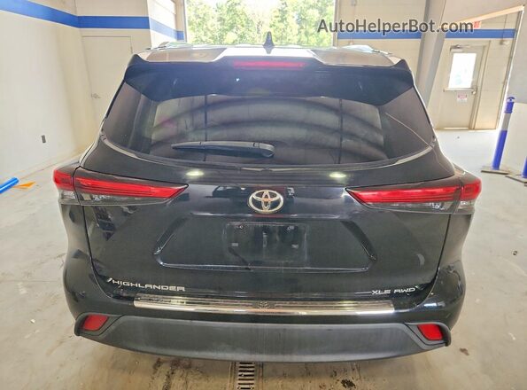 5TDGZRBH9LS507248 2020 TOYOTA HIGHLANDER Black Вид ззаду