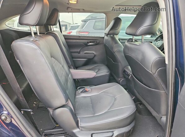 5TDGZRBHXLS004750 2020 TOYOTA HIGHLANDER Blue Vista interior trasera