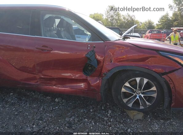 5TDGZRBHXMS138272 2021 TOYOTA HIGHLANDER Red Դիմացի տեսք