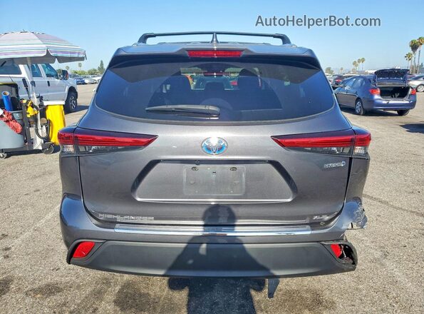 5TDHARAH2LS500350 2020 TOYOTA HIGHLANDER Gray Rear view
