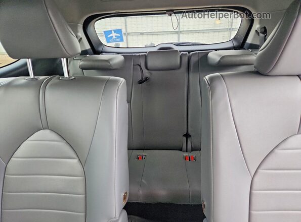5TDHBRCH2MS522893 2021 TOYOTA HIGHLANDER Silver უკანა სავარძლების ხედი