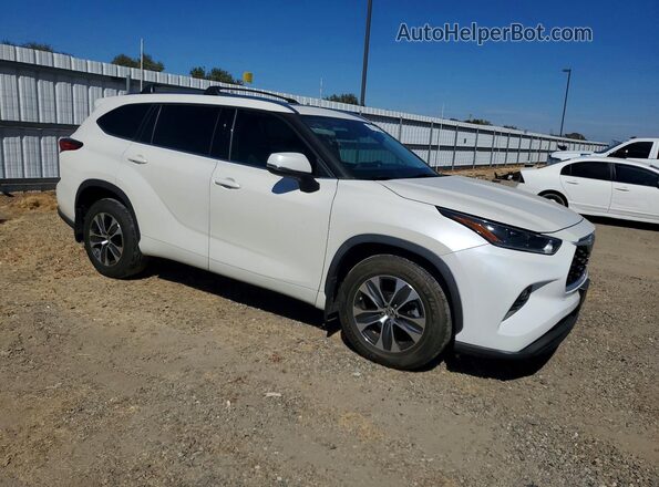 5TDHZRAH5MS514513 2021 TOYOTA HIGHLANDER Белый Передняя правая четверть