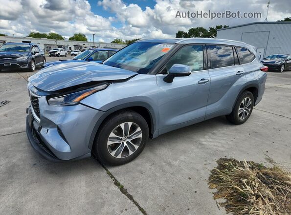 5TDHZRAH9MS043272 2021 TOYOTA HIGHLANDER Gray 