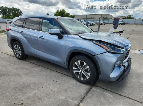 5TDHZRAH9MS043272 2021 TOYOTA HIGHLANDER Gray 