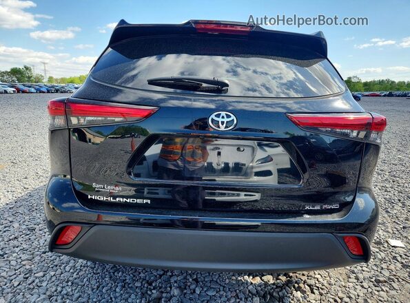 5TDHZRBH0NS226365 2022 TOYOTA HIGHLANDER Black Widok z tyłu