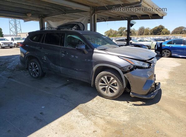 5TDHZRBH1LS030318 2020 TOYOTA HIGHLANDER Silver Przód prawy