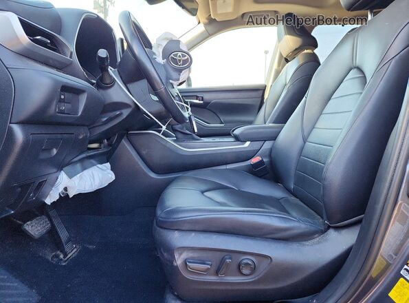 5TDHZRBH1LS030318 2020 TOYOTA HIGHLANDER Gray Dashboard view