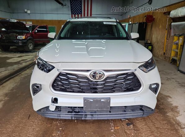 5TDHZRBH2MS134785 2021 TOYOTA HIGHLANDER Белый Вид спереди