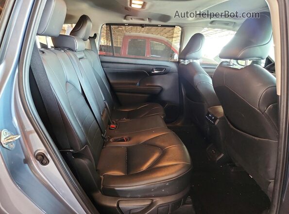 5TDHZRBH3LS029641 2020 TOYOTA HIGHLANDER Gray Widok wnętrza z tyłu