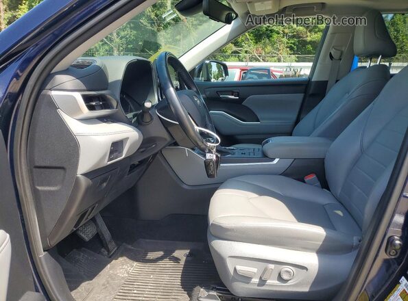 5TDHZRBH8MS104903 2021 TOYOTA HIGHLANDER Blue Widok wnętrza z przodu